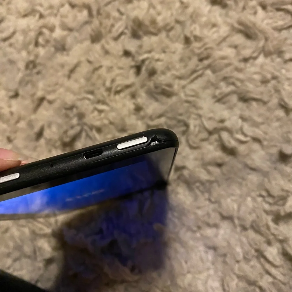 Amazon fire tablet 7 - Picture 3 of 4